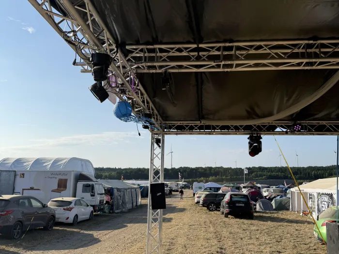 Bühne auf dem Nature One Festival Campingplatz 2026